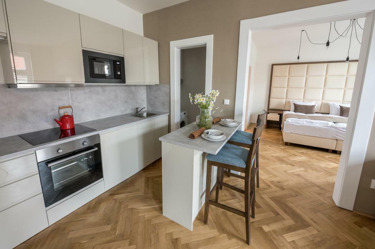 Letna Garden Suites Praga Exterior foto