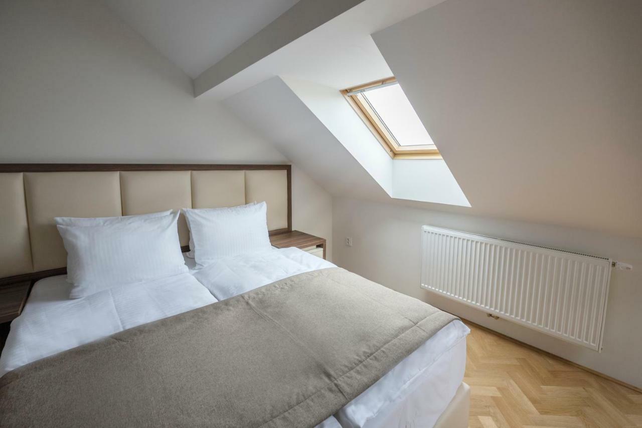 Letna Garden Suites Praga Exterior foto
