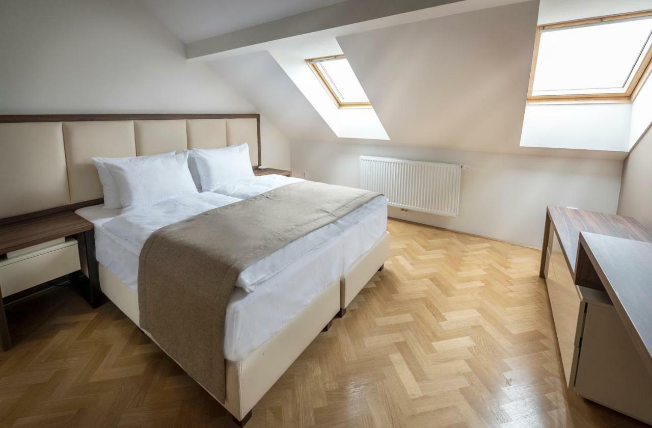 Letna Garden Suites Praga Exterior foto