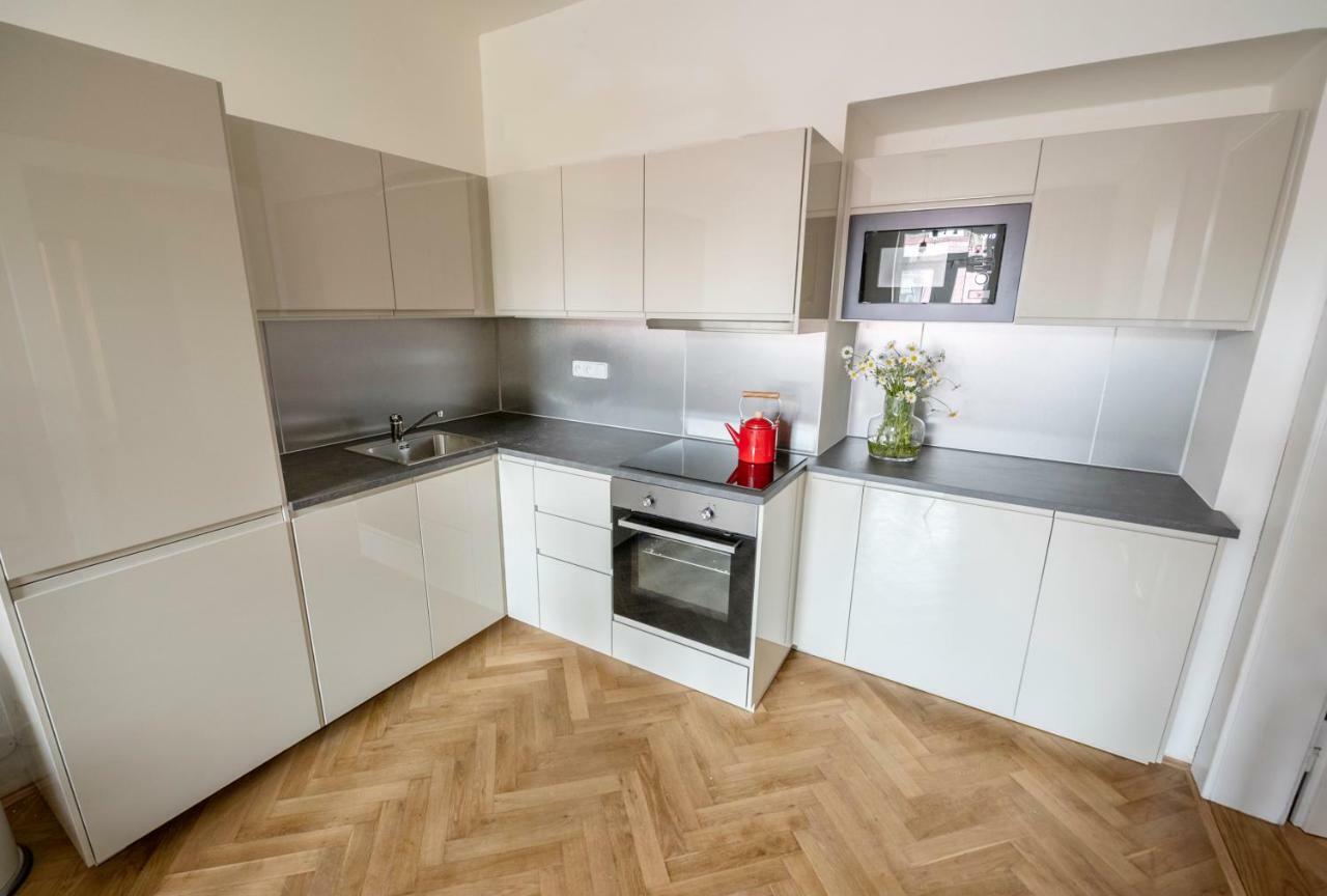 Letna Garden Suites Praga Exterior foto