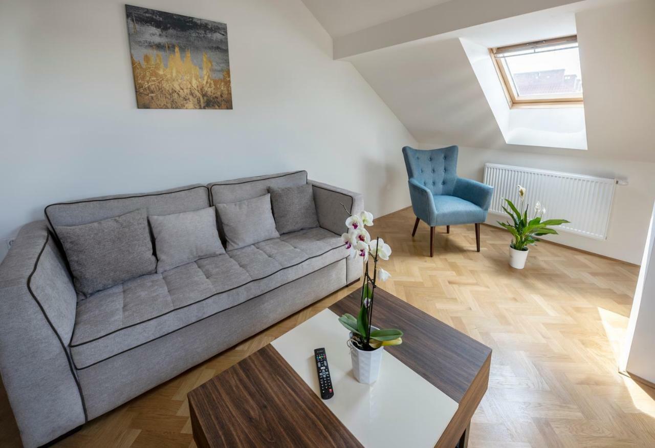 Letna Garden Suites Praga Exterior foto