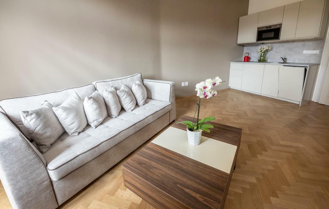 Letna Garden Suites Praga Exterior foto